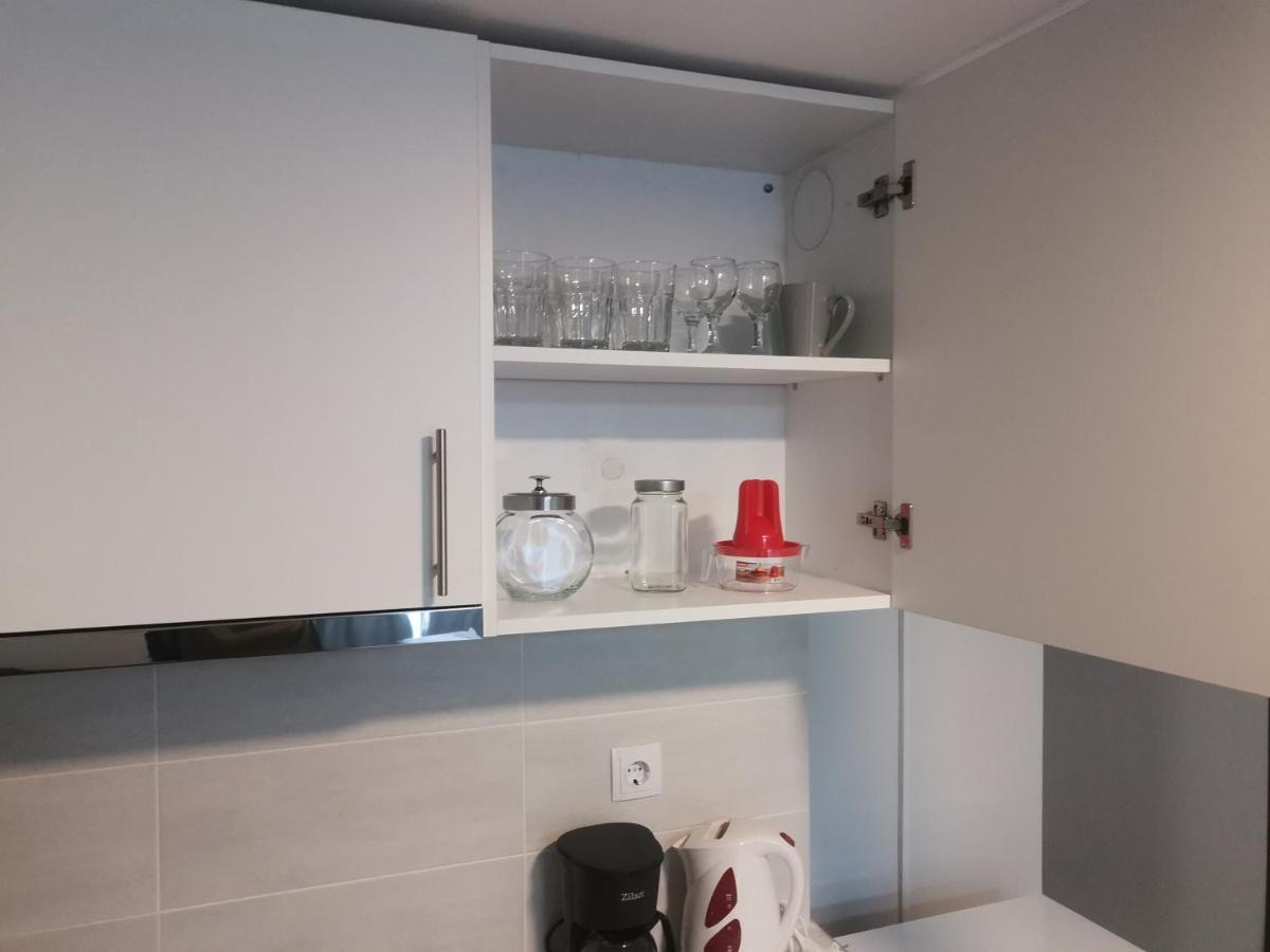 New Cozy Studio In Aigaleo Atenas Exterior foto